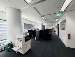Gateway East (D7), Office #552441011